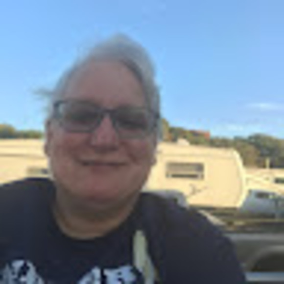 Meet your Posher, Josi - Picture 1 of 1